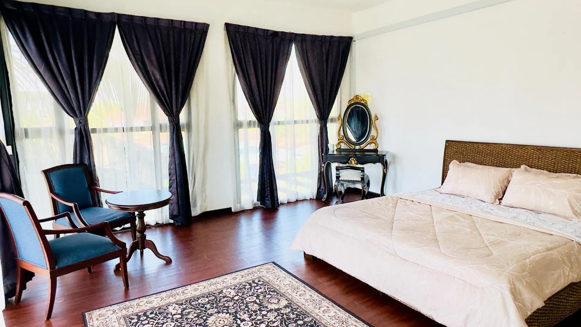 Villa Larkin Bungalow Homestay Johor Bahru