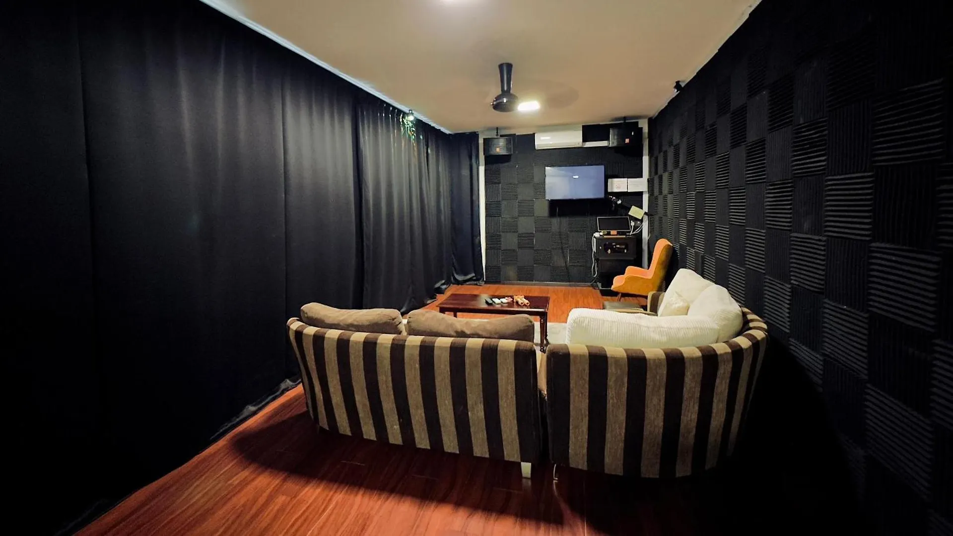 Villa Larkin Bungalow Homestay Johor Bahru